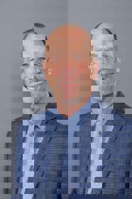 Headshot of Councillor Schneider