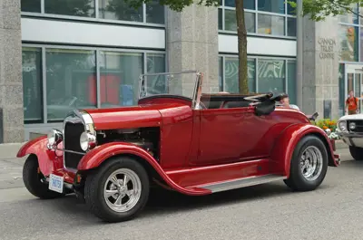 Exhibitor at Cruising on King