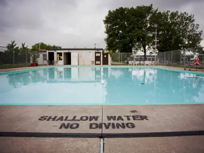 outdoor in ground pool